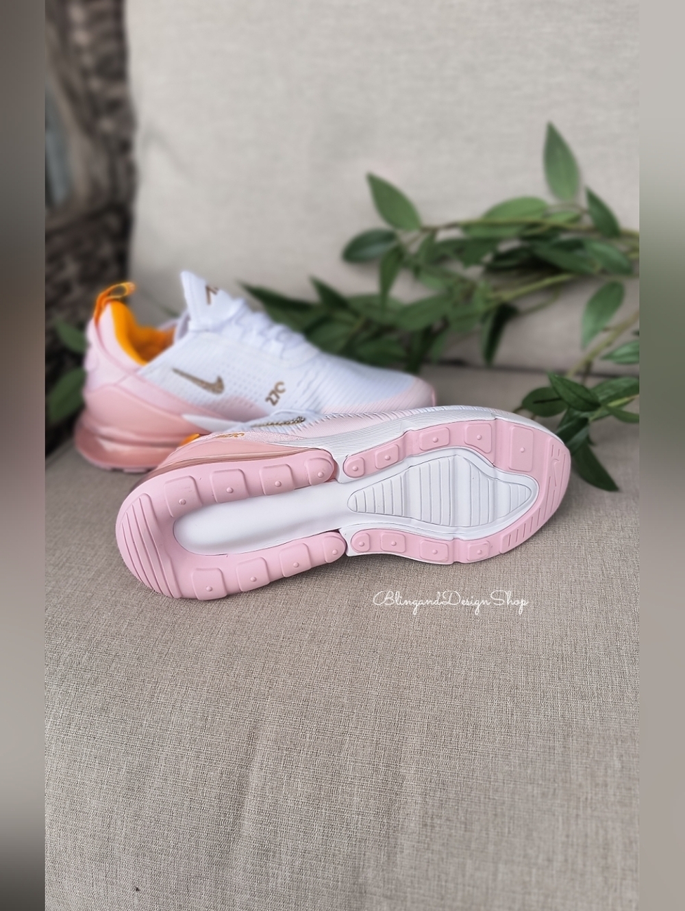 Bling Nike Air Max 270 White Pink Shoes Customized With Crystal Women's - Picture 6 of 6